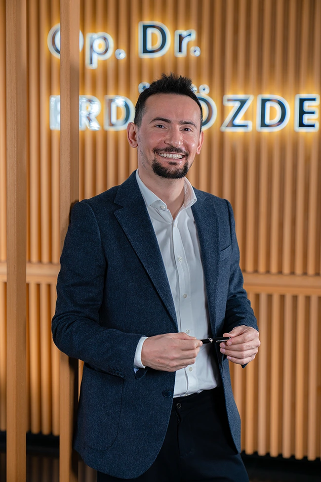 Dr.Erdi Özdemir Abou Pic