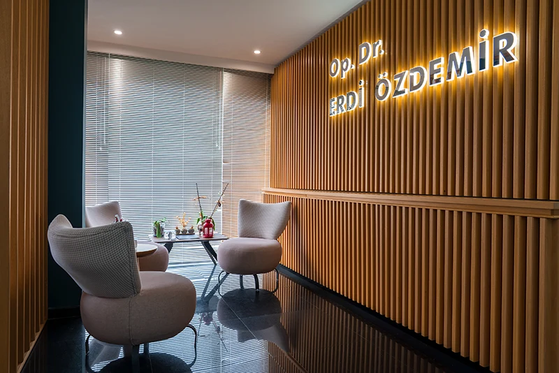 Erdi Ozdemir Clinic Photo